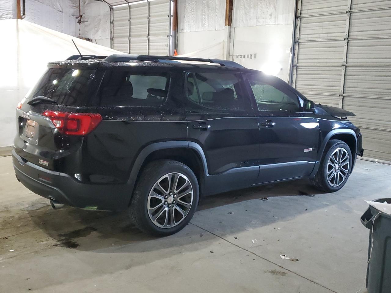 2017 GMC Acadia All Terrain - Фото 3