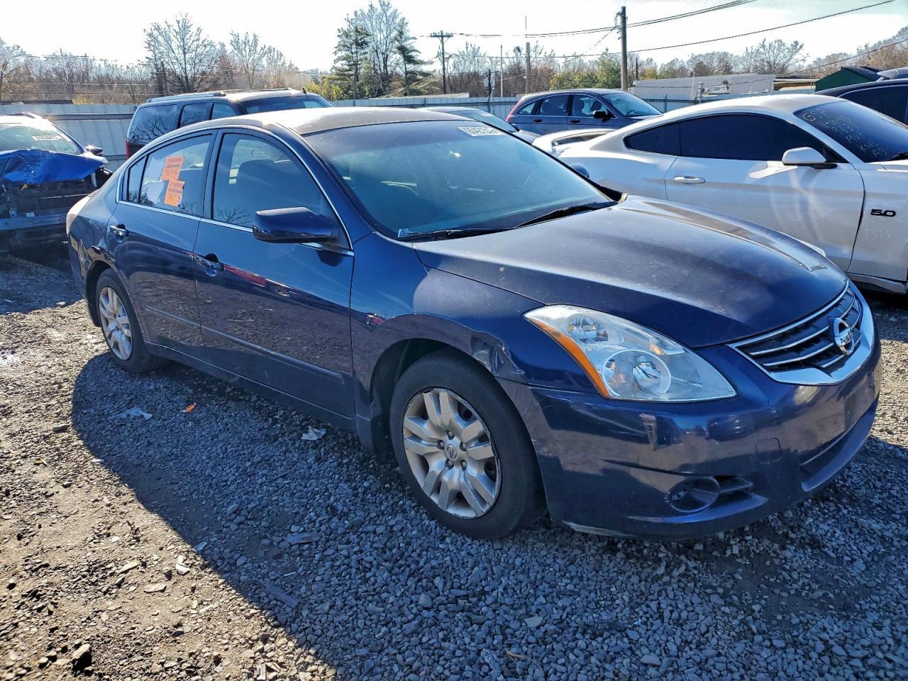 2010 Nissan Altima - Image 4