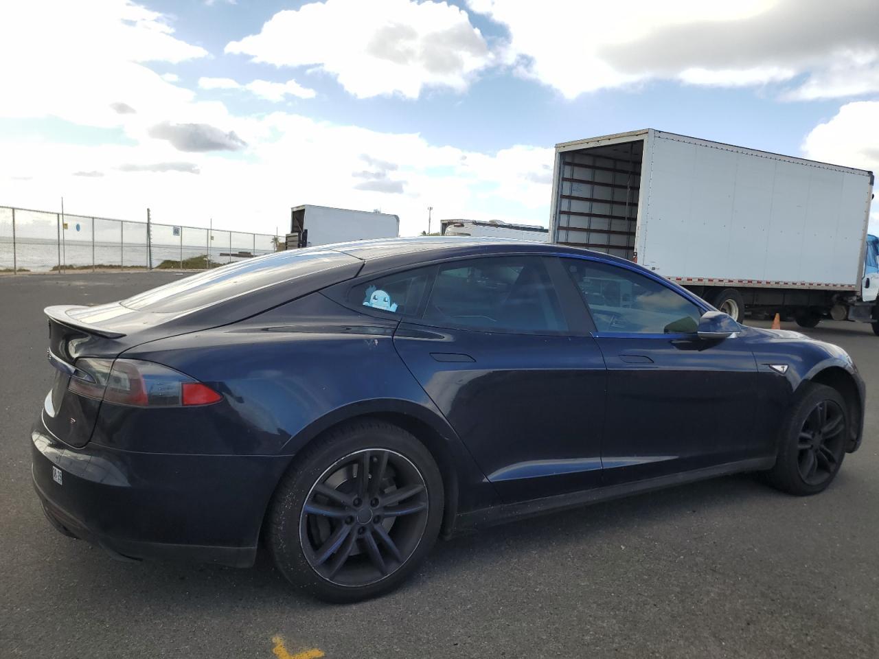 2014 Tesla Model S - Фото 3