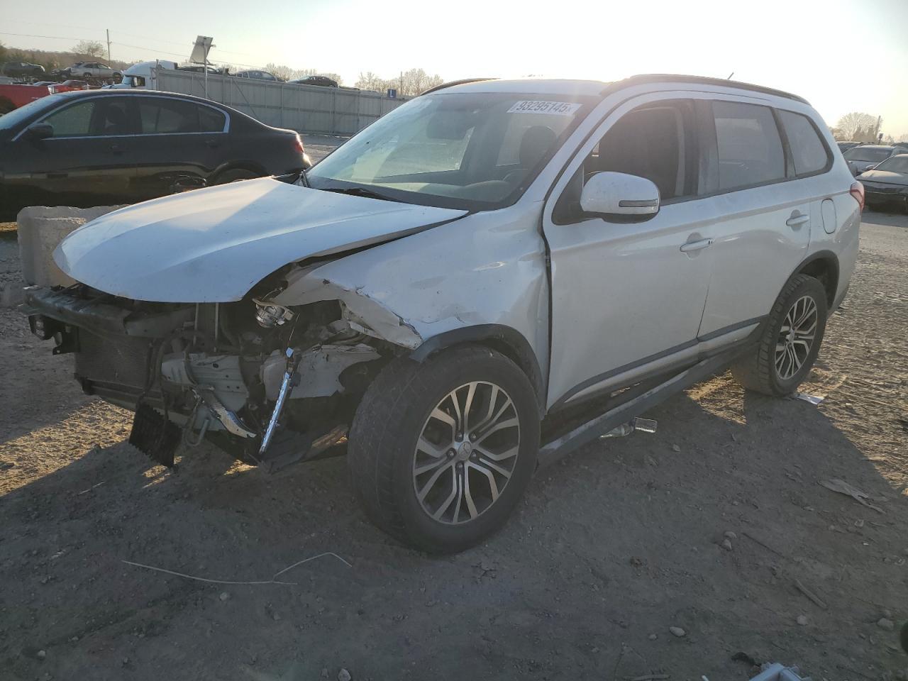 2016 Mitsubishi Outlander Se