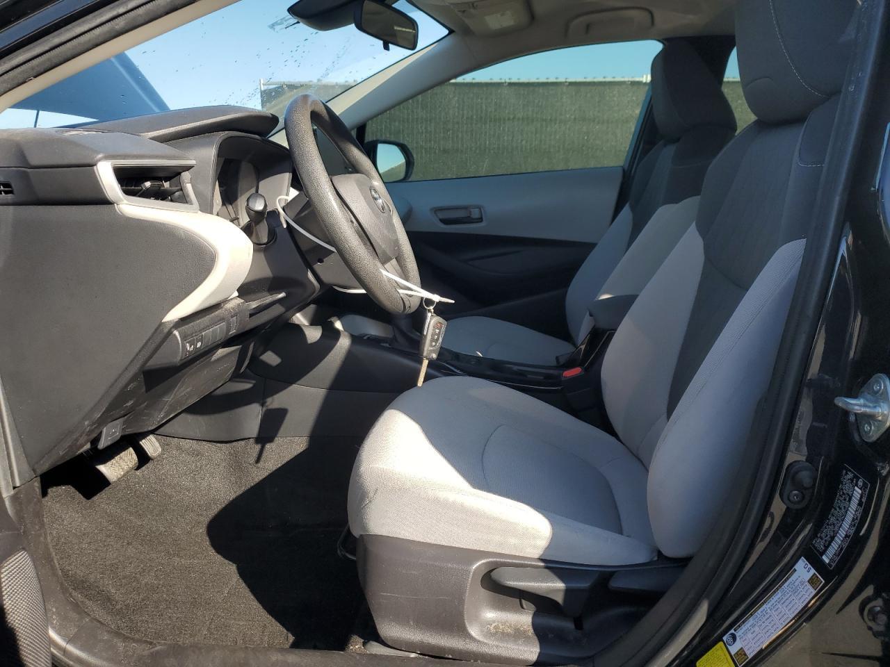 2022 Toyota Corolla Le - Image 7