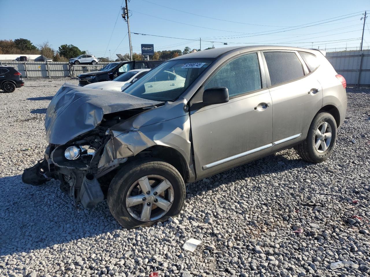 2012 Niss Rogue S