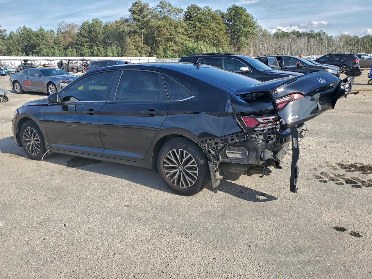 2021 Volkswagen Jetta S - Фото 2
