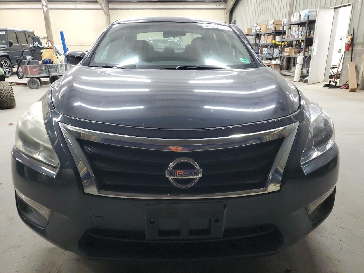 2013 Nissan Altima 2.5 - Image 5