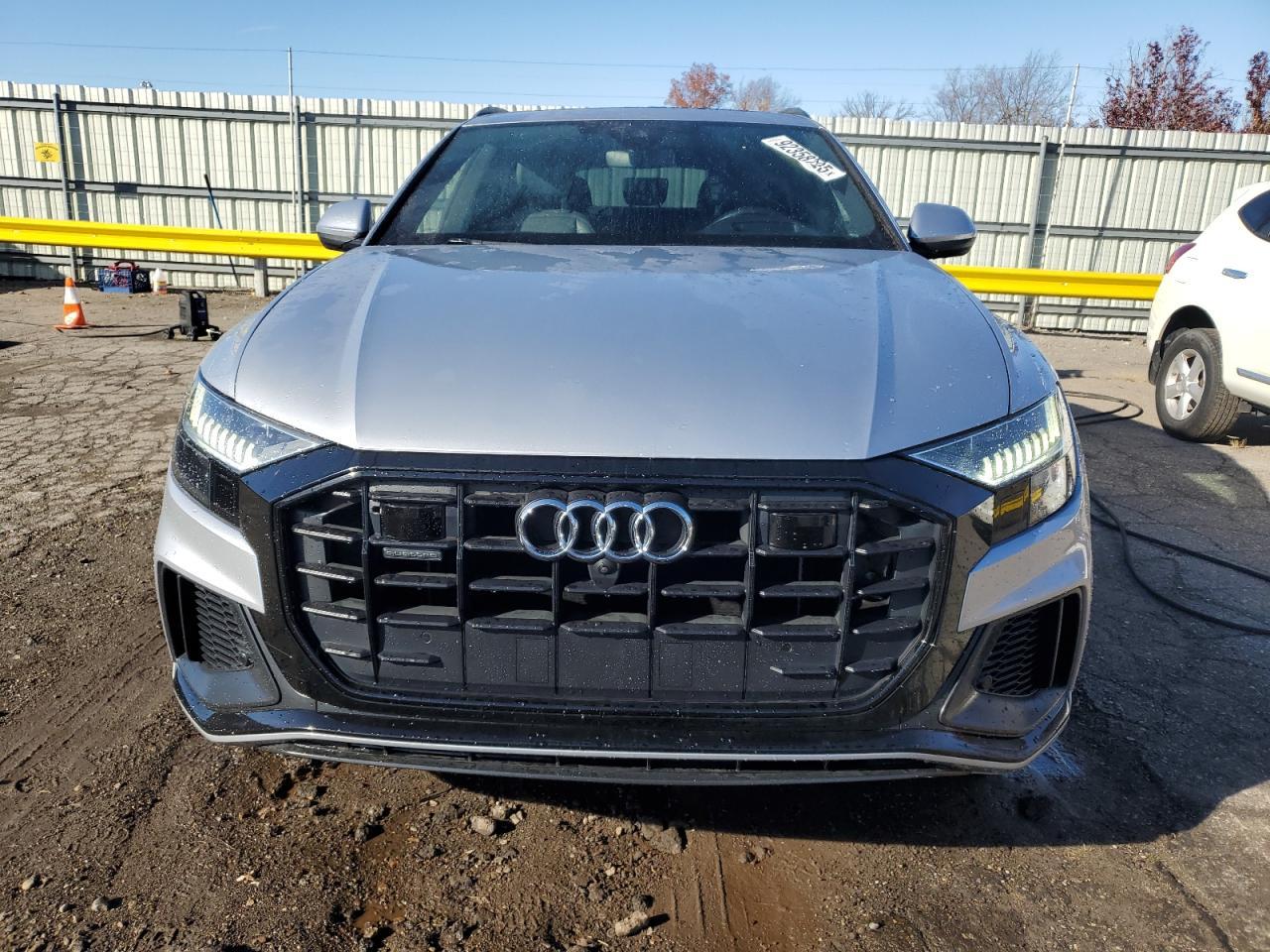 2019 Audi Q8 Prestige S-Line - Фото 5