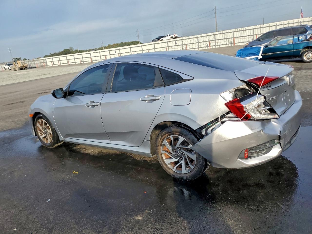 2016 Honda Civic Ex - Image 2