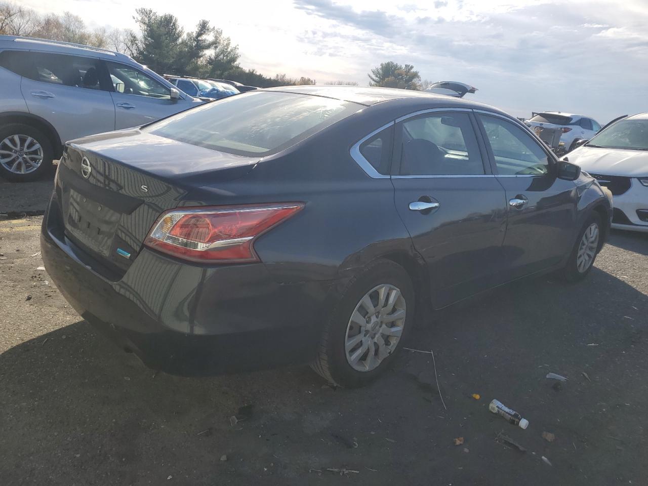 2013 Nissan Altima 2.5 - Image 3