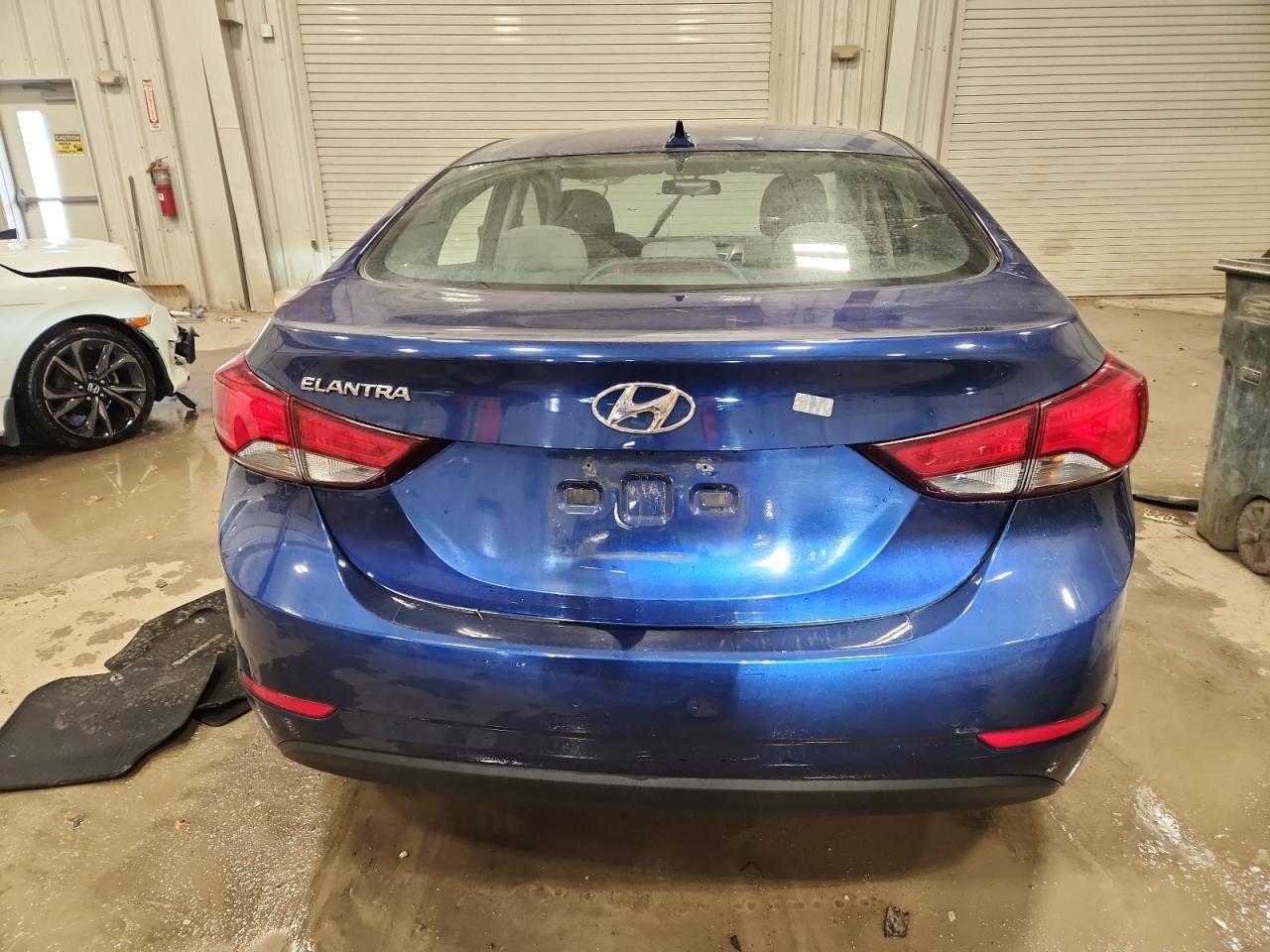 2016 Hyundai Elantra Se - Image 6