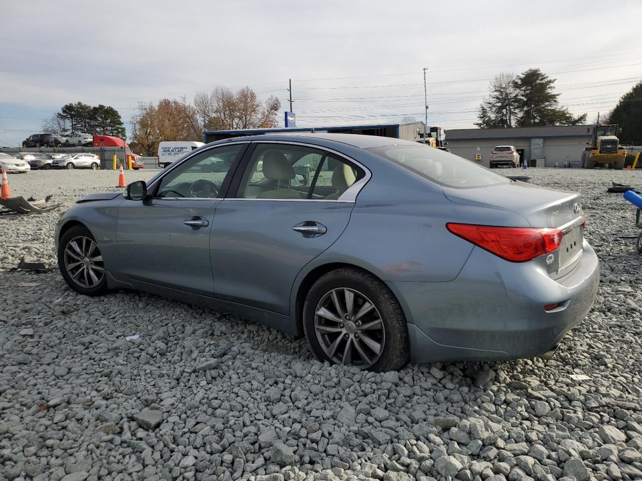 2017 Infiniti Q50 Premium - Фото 2