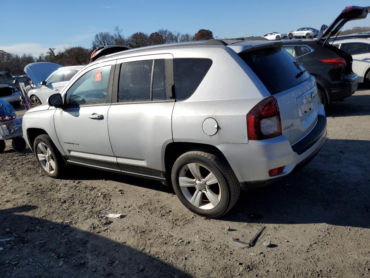 2014 Jeep Compass Latitude - Image 2