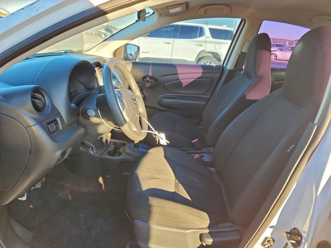 2017 Nissan Versa S - Фото 7