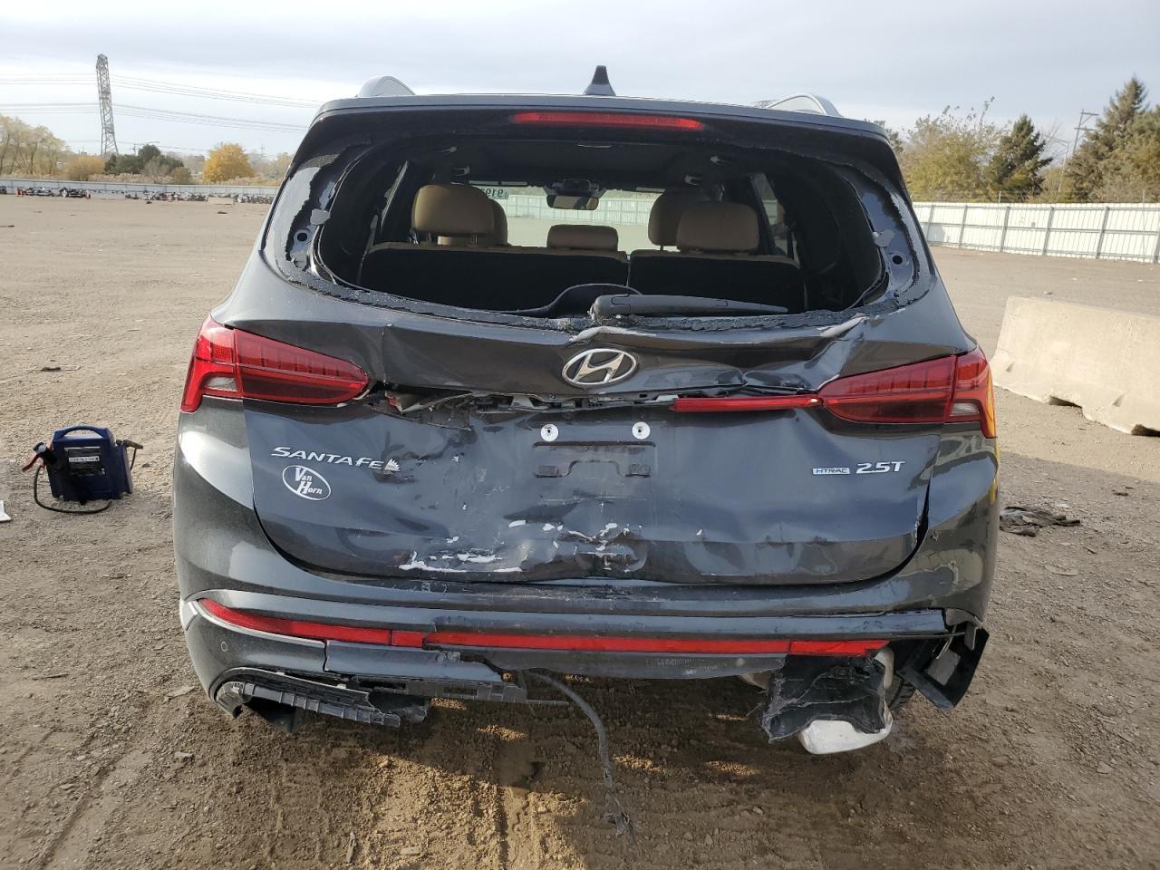 2022 Hyundai Santa Fe Calligraphy - Image 6