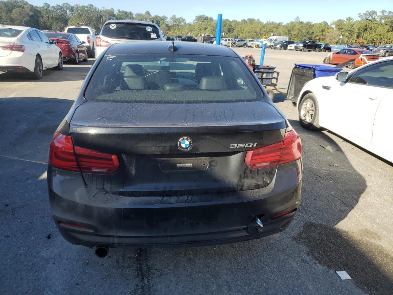 2016 BMW 320 I - Image 6