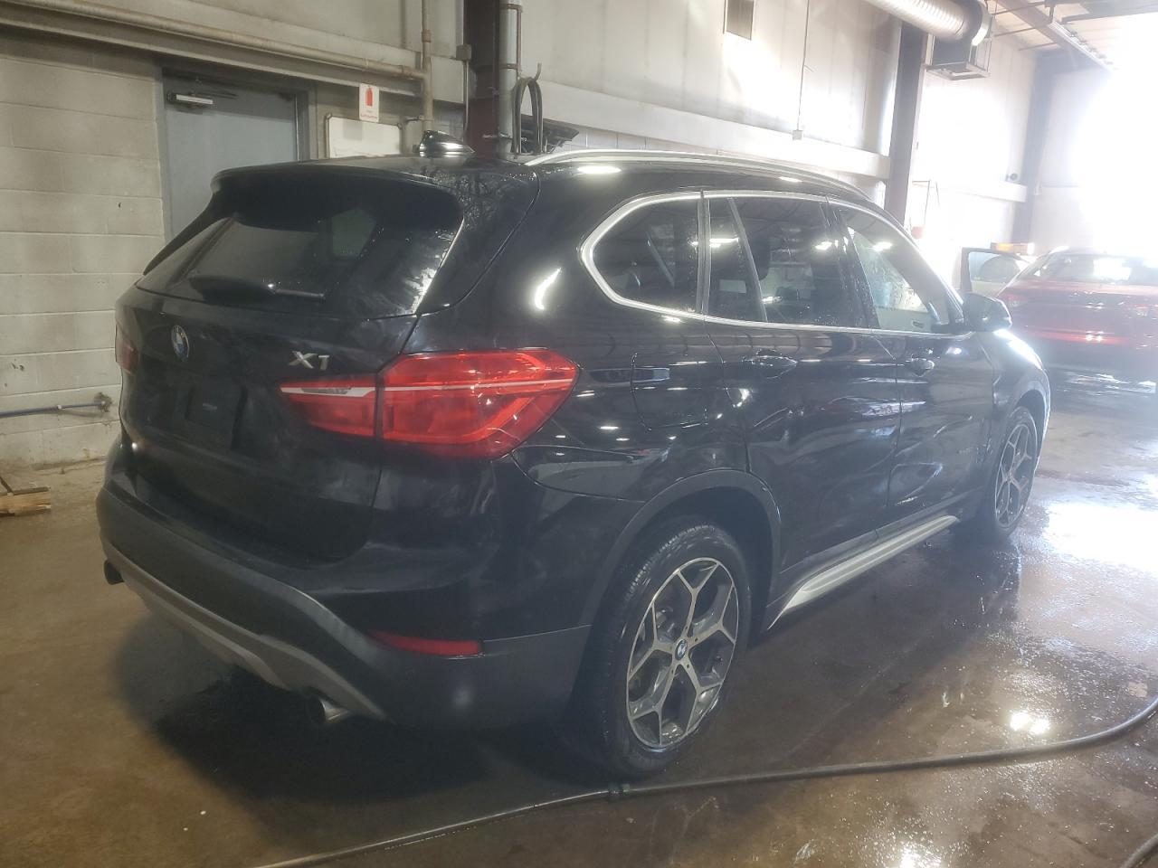 2017 BMW X1 xDrive28I - Image 3
