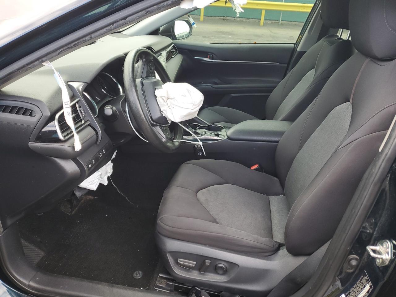 2019 Toyota Camry Le - Фото 7