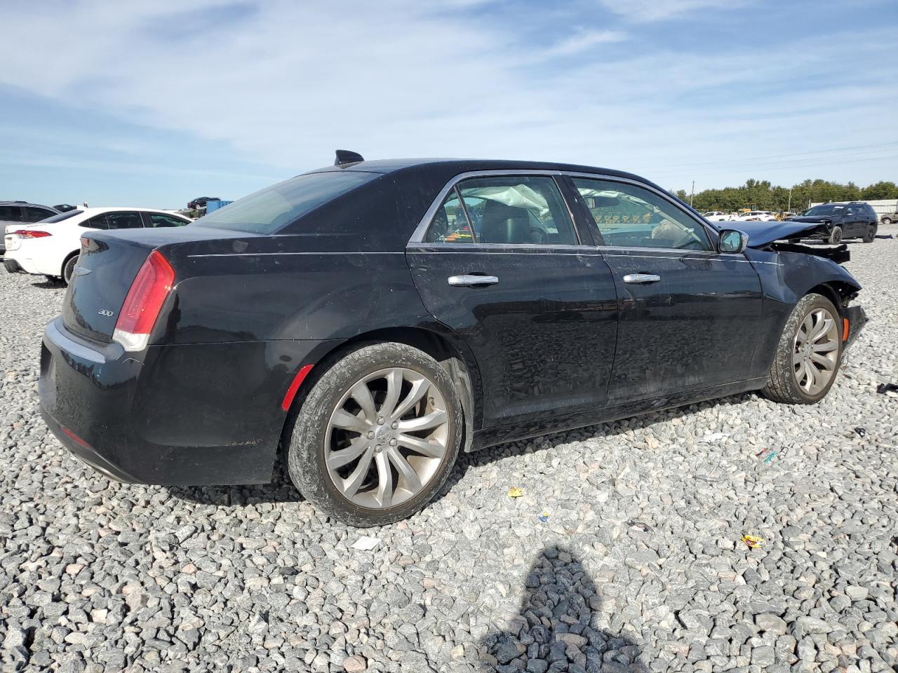 2019 Chrysler 300 Limited - Фото 3
