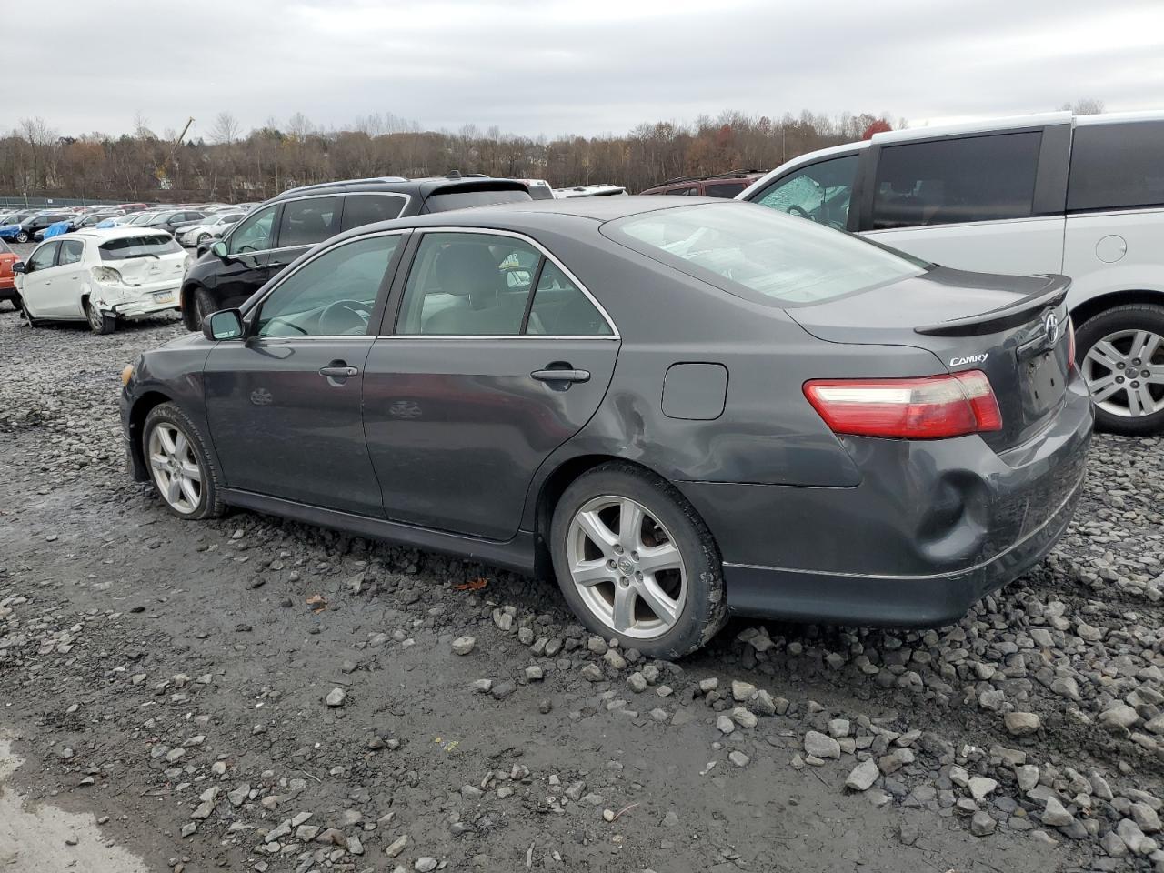 2007 Toyota Camry - Image 2