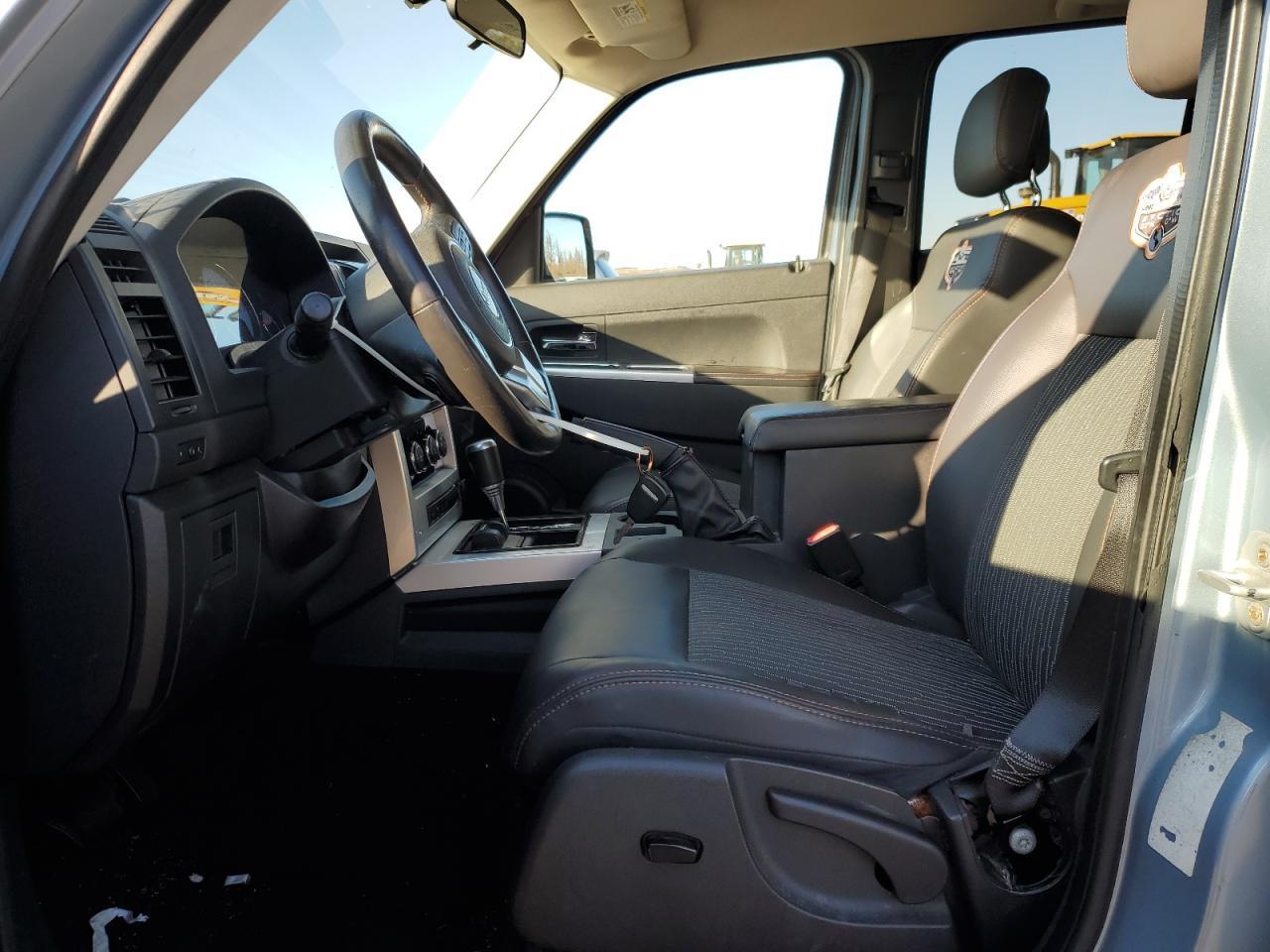 2012 Jeep Liberty - Image 7
