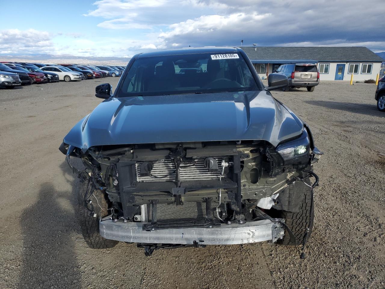 2025 Toyota Tacoma Double Cab - Image 5