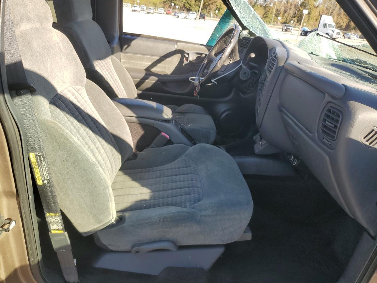 2002 Chevrolet Blazer - Фото 7