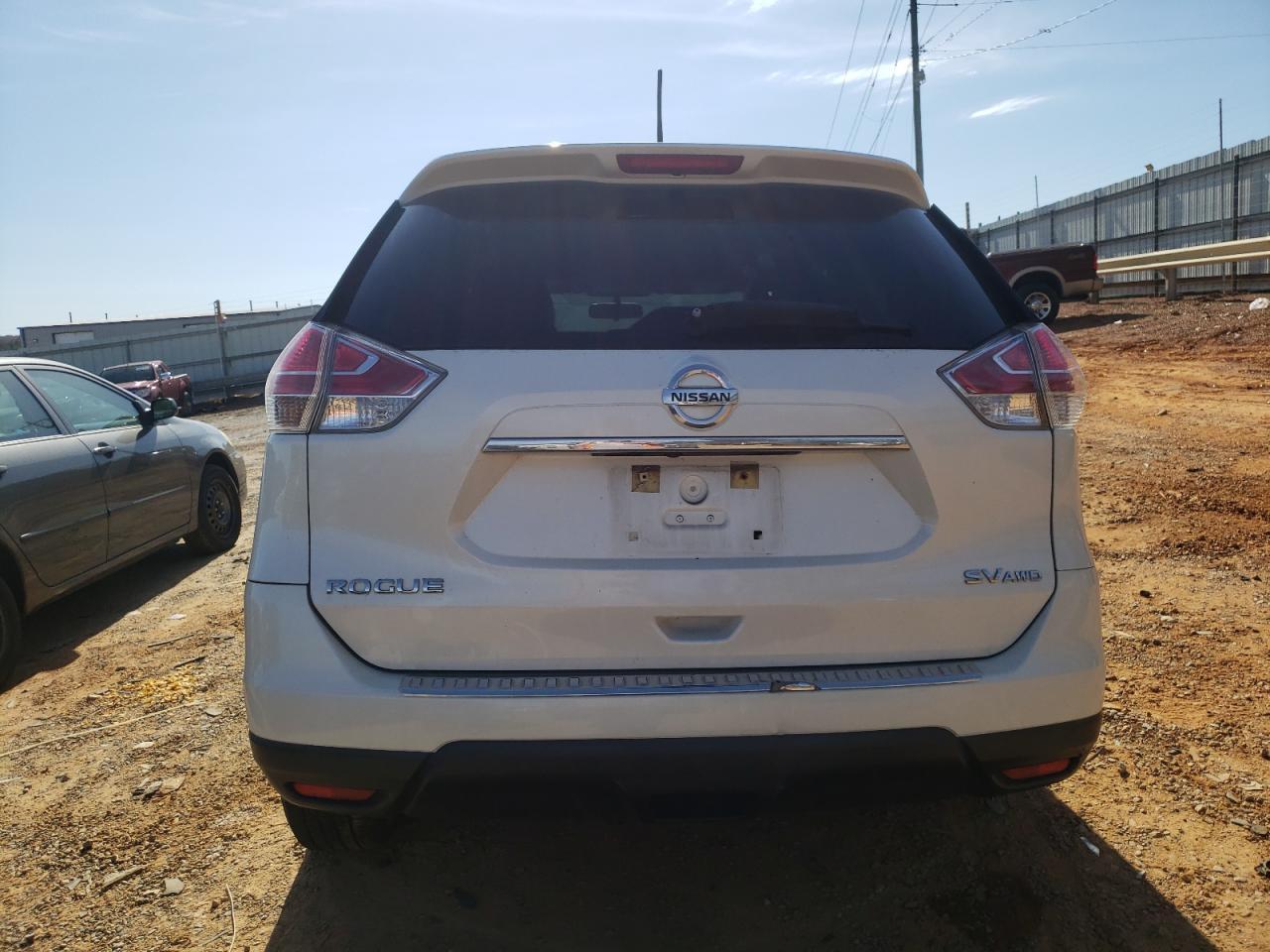 2015 Nissan Rogue S - Фото 6