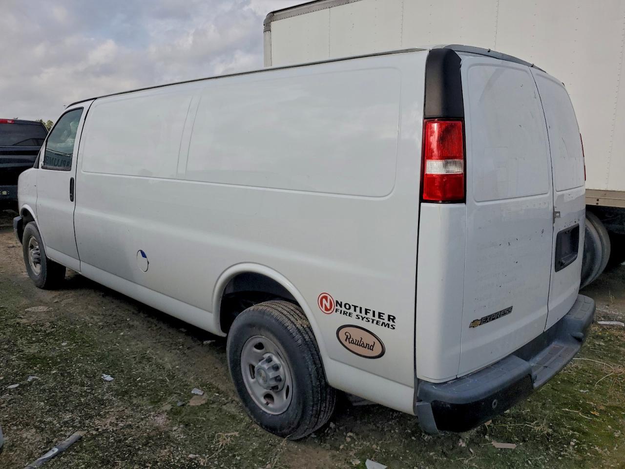 2023 Chevrolet Express 2500 Cargo Ext Utility / Service Van - Фото 2