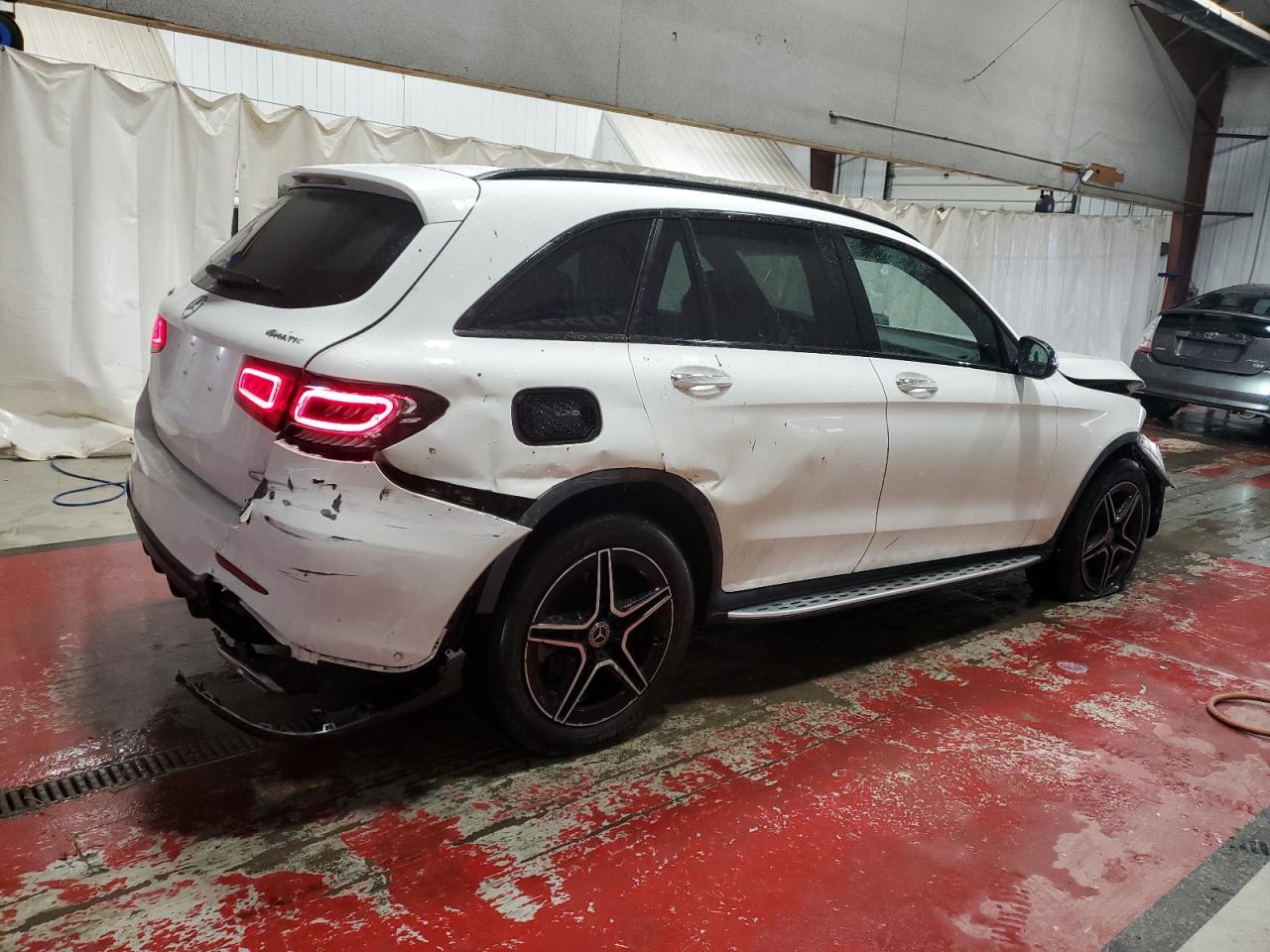 2021 Mercedes-Benz Glc 300 4Matic - Image 3