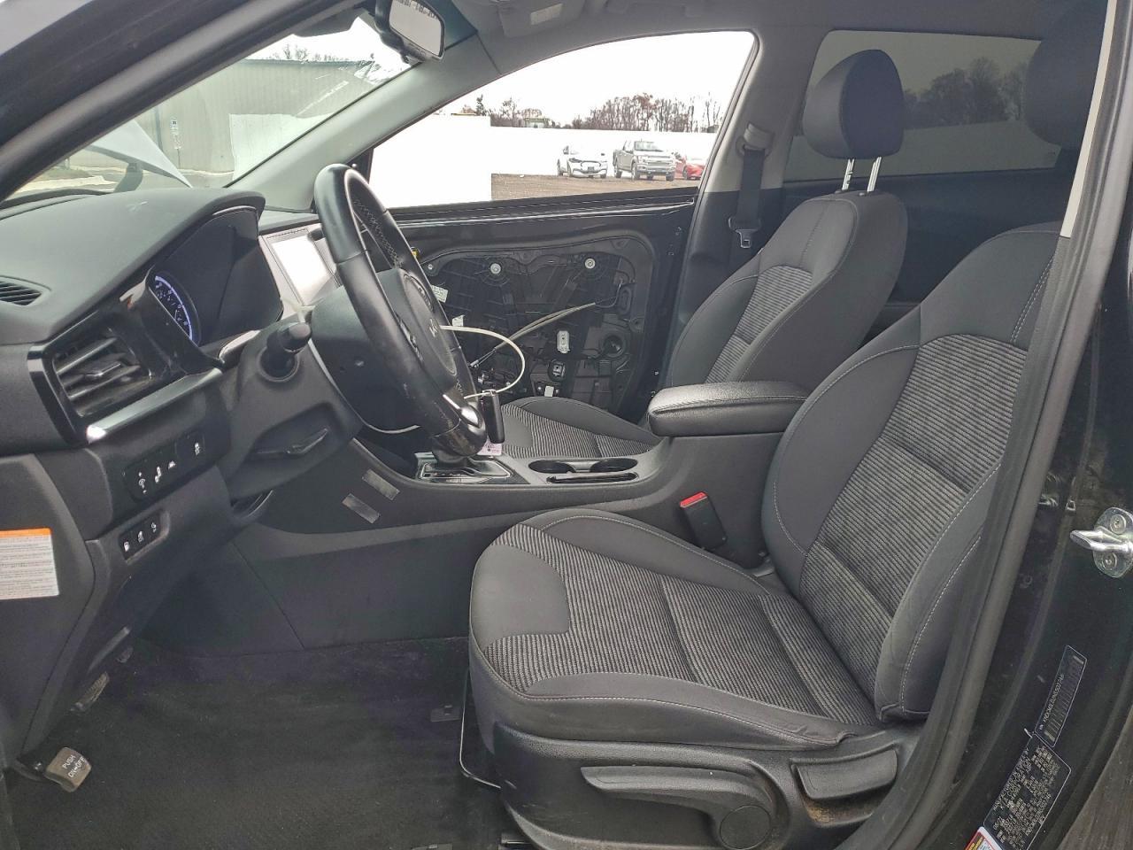 2022 Kia Niro Lxs - Image 7