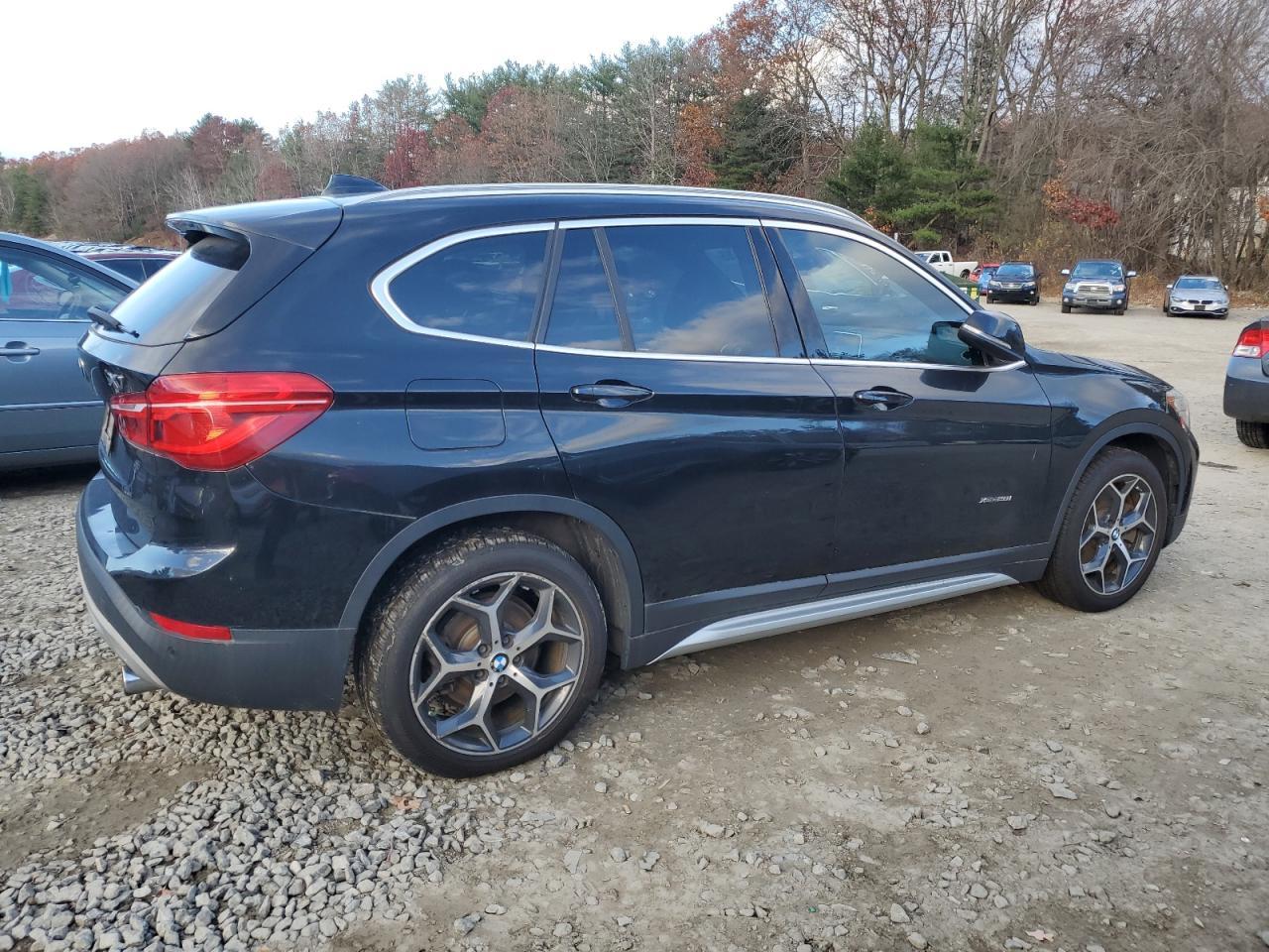 2016 BMW X1 xDrive28I - Image 3