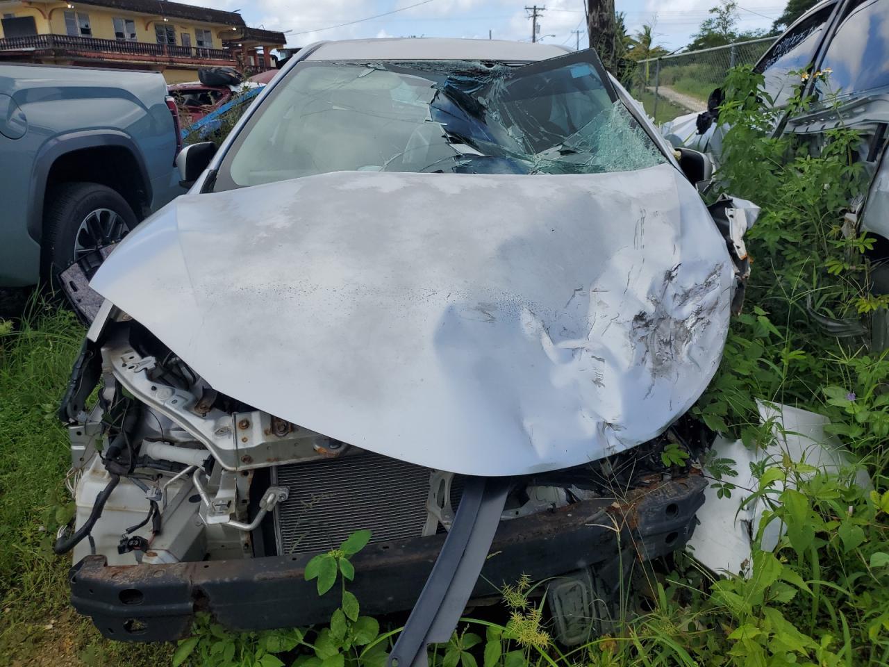 2014 Toyota Corolla Le - Image 5