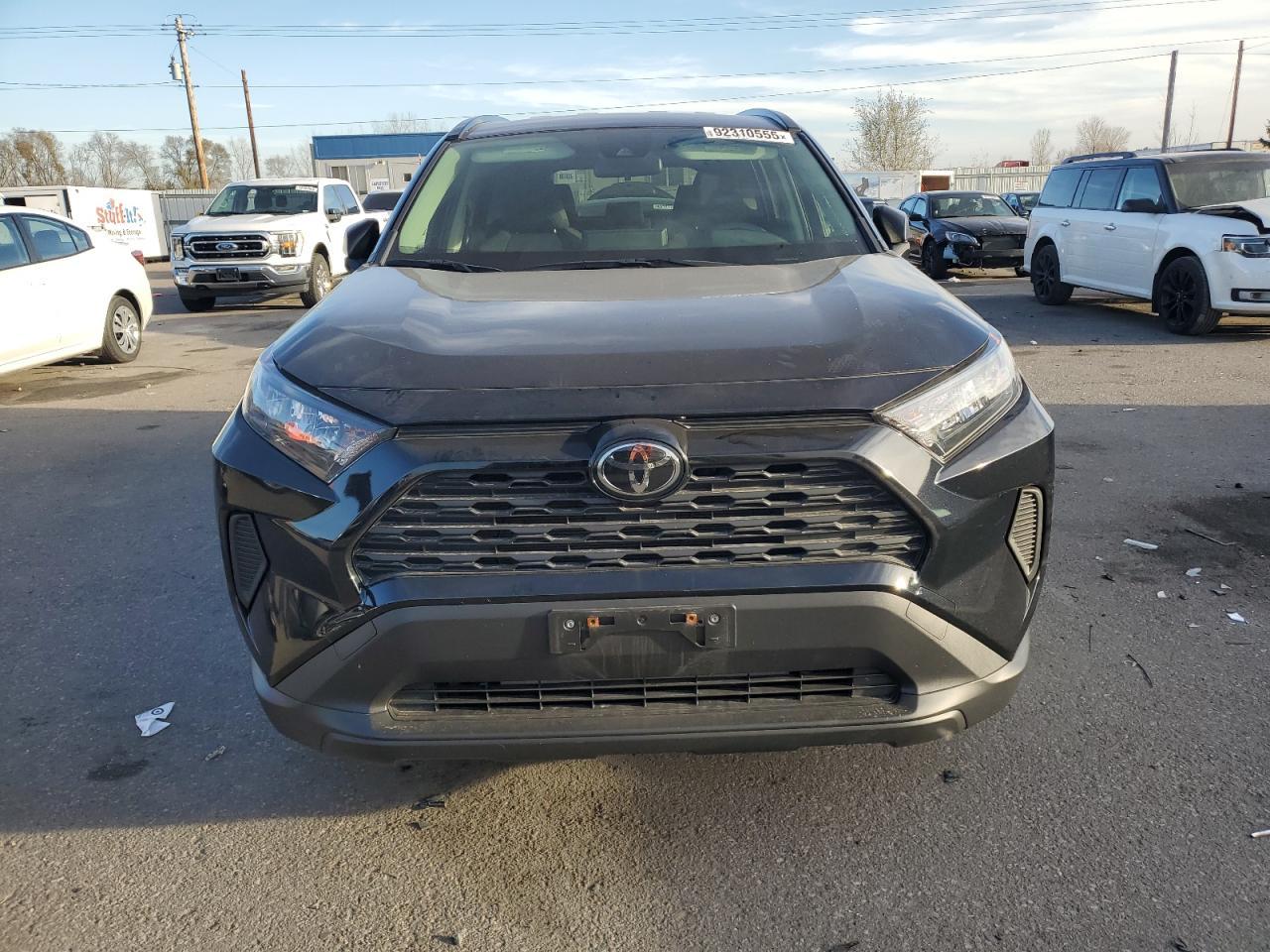 2020 Toyota Rav4 Le - Image 5