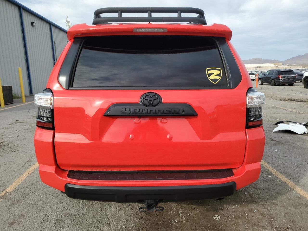 2022 Toyota 4Runner Sr5 Premium - Image 6