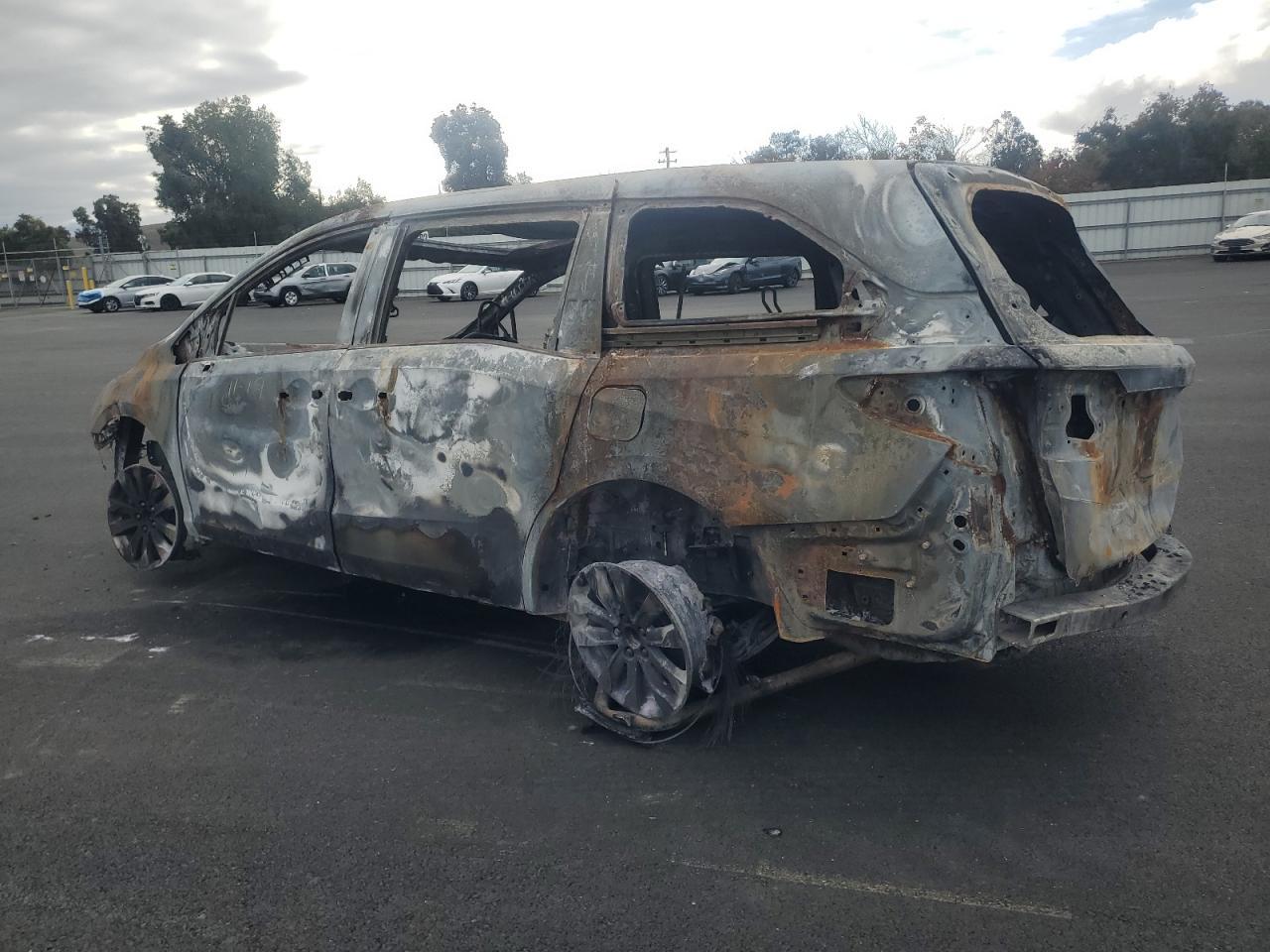 2023 Honda Odyssey Exl - Image 2