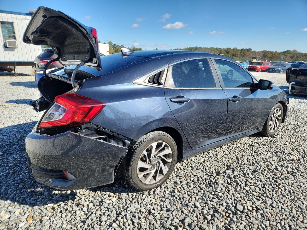 2017 Honda Civic Ex - Image 3