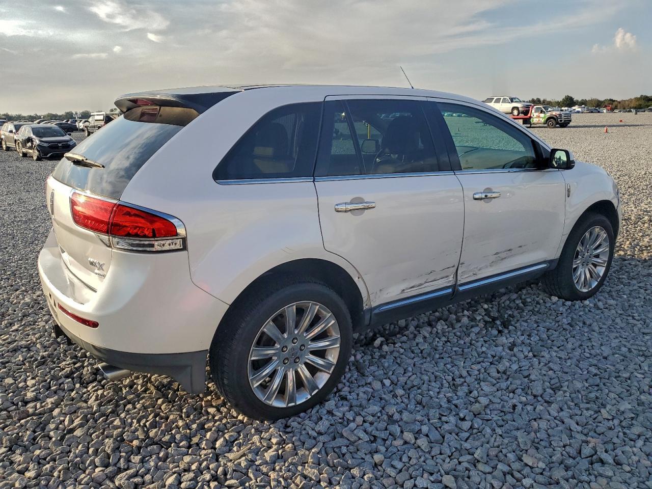 2012 Lincoln Mkx - Image 3