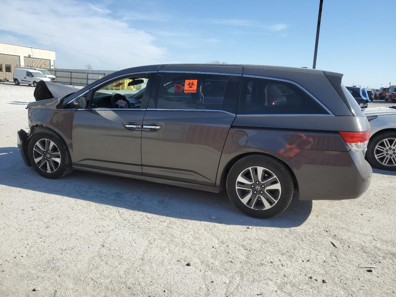 2014 Honda Odyssey Touring - Фото 2