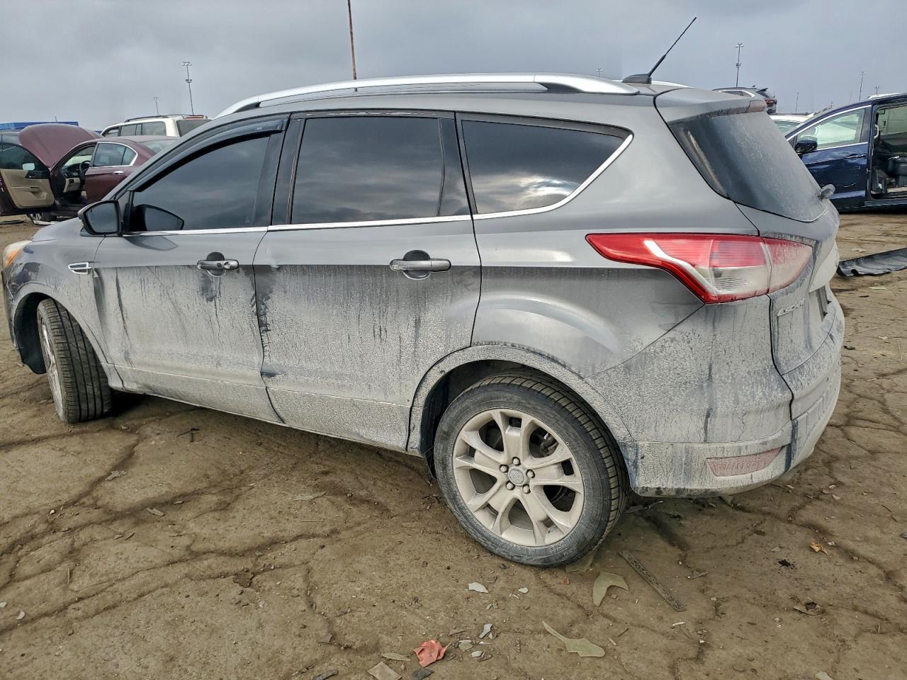 2014 Ford Escape Titanium - Фото 2