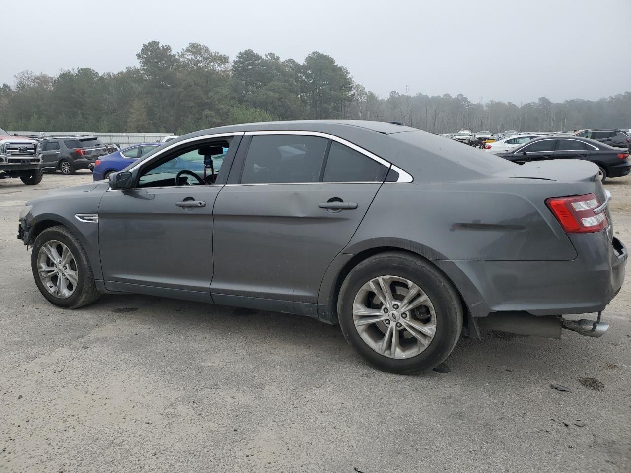 2015 Ford Taurus Sel - Фото 2