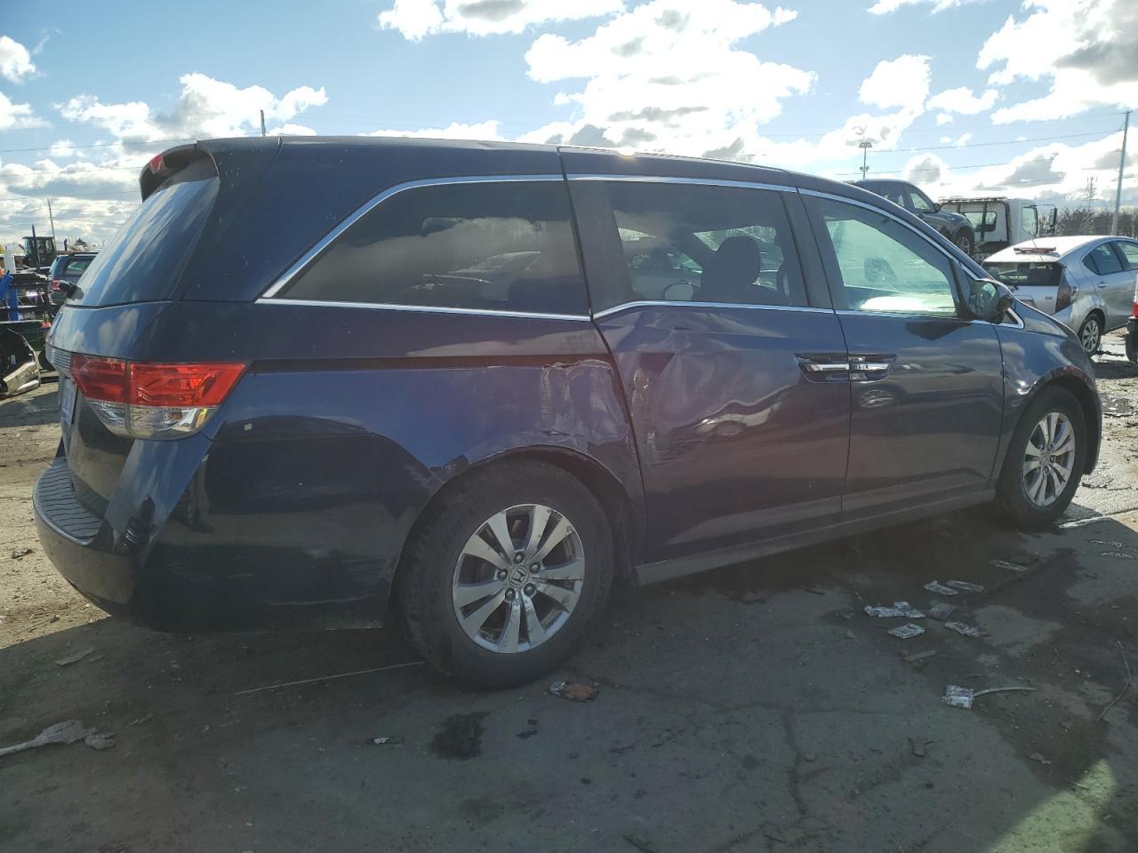 2014 Honda Odyssey Ex - Image 3