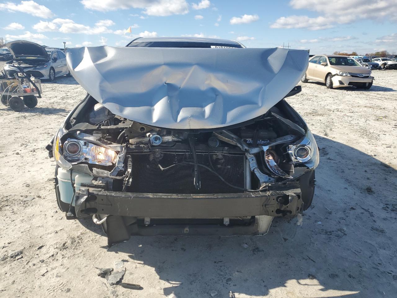 2016 Toyota Camry Le - Image 5