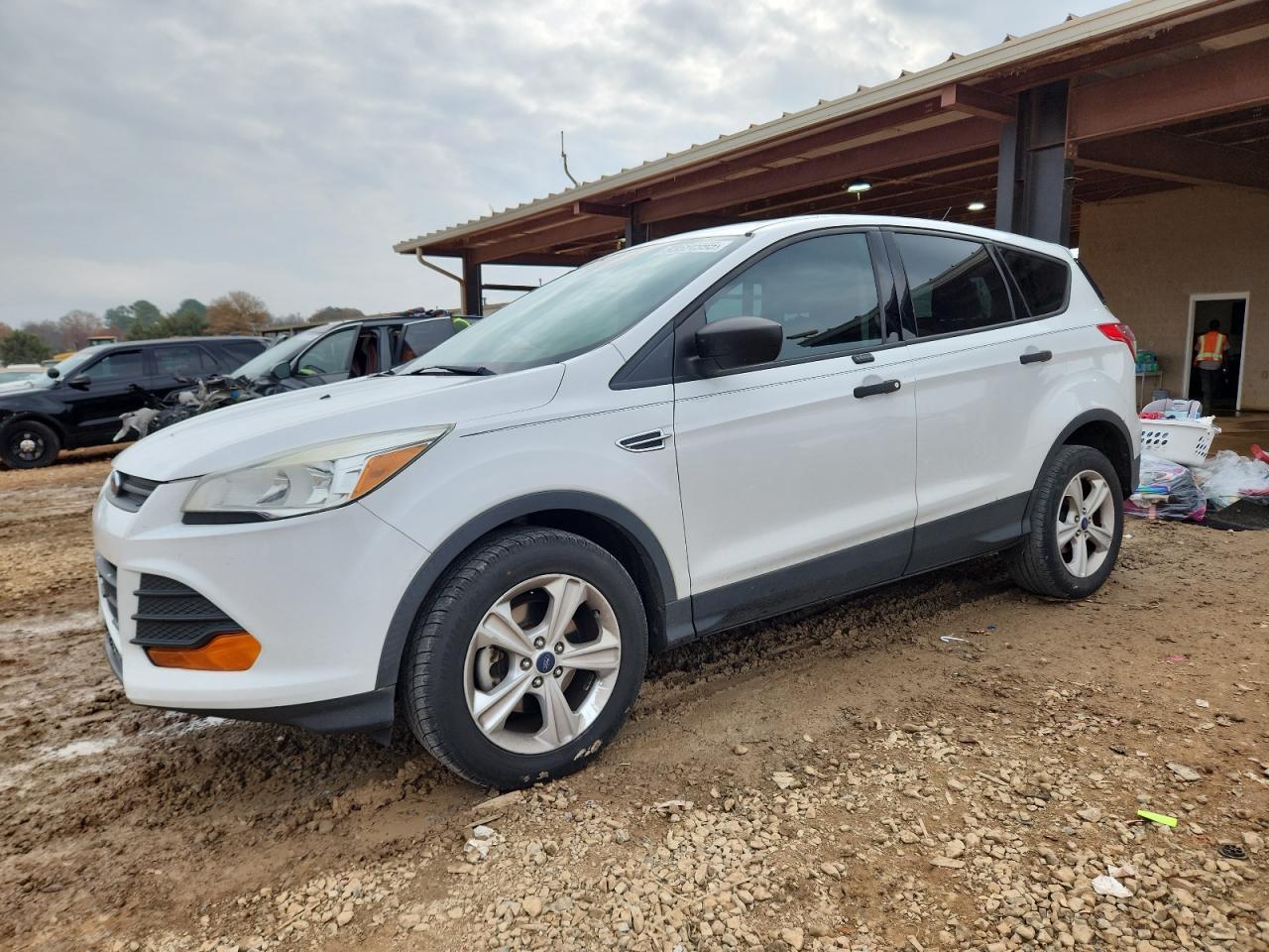 2016 Ford Escape S