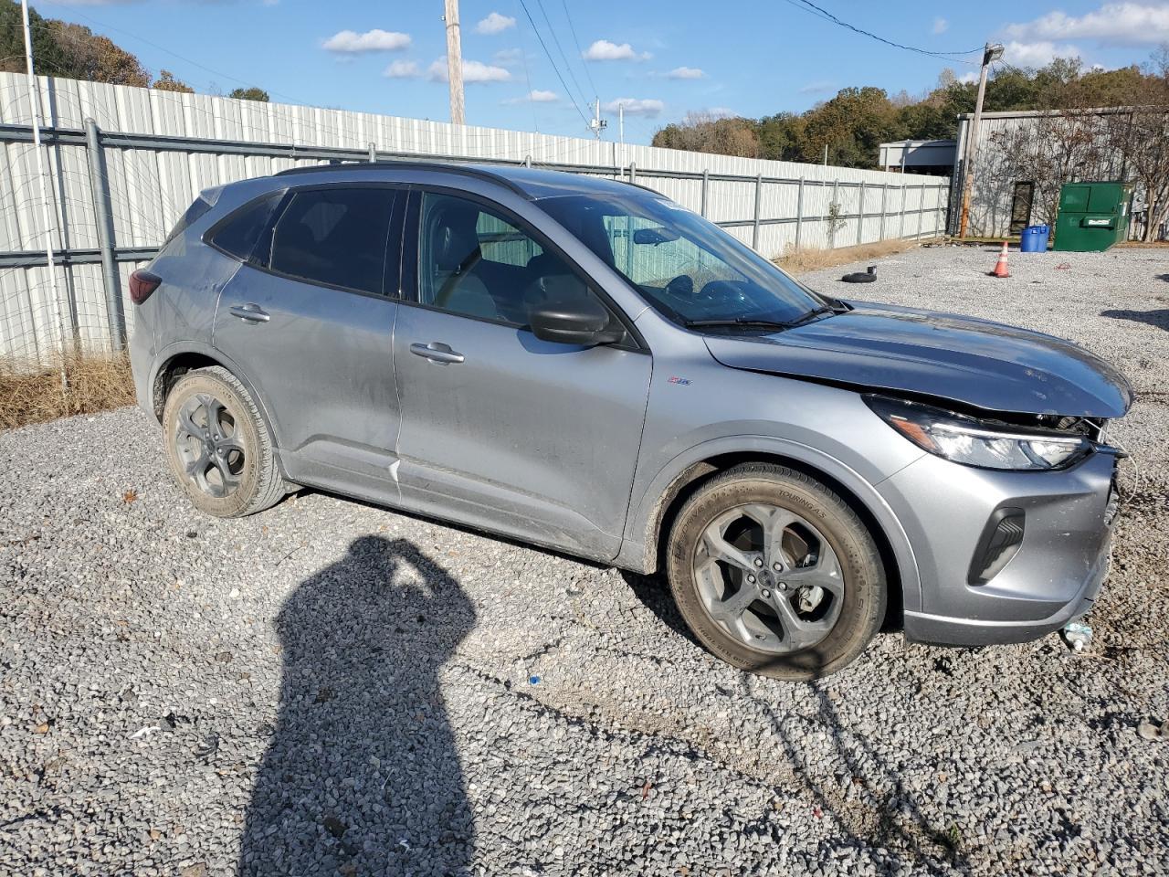 2023 Ford Escape St Line - Фото 4