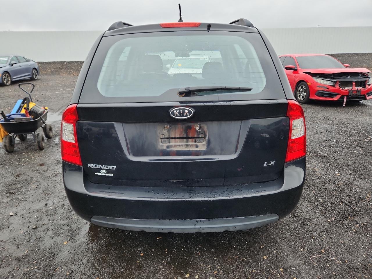 2008 Kia Rondo Base - Фото 6
