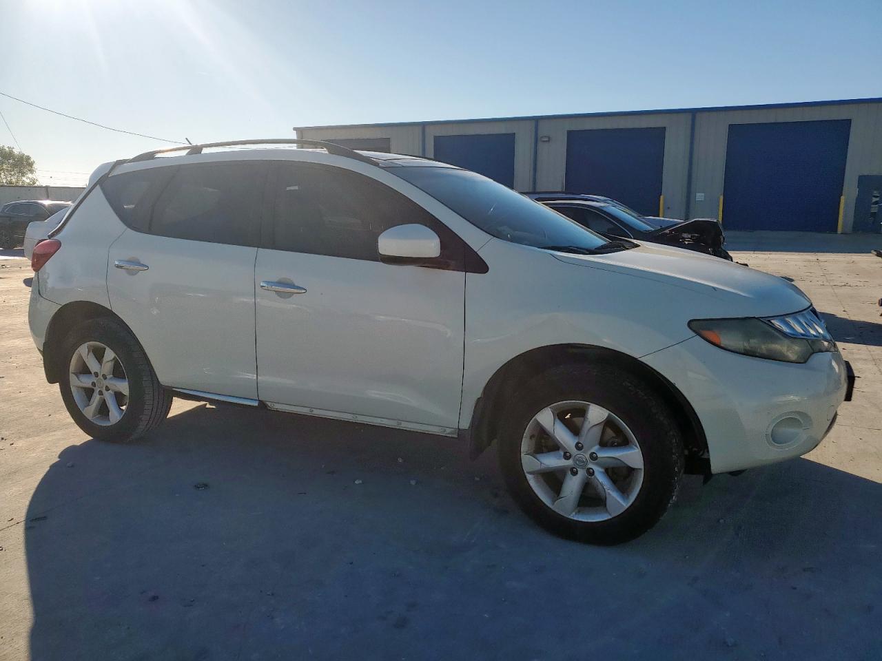 2010 Nissan Murano S - Фото 4