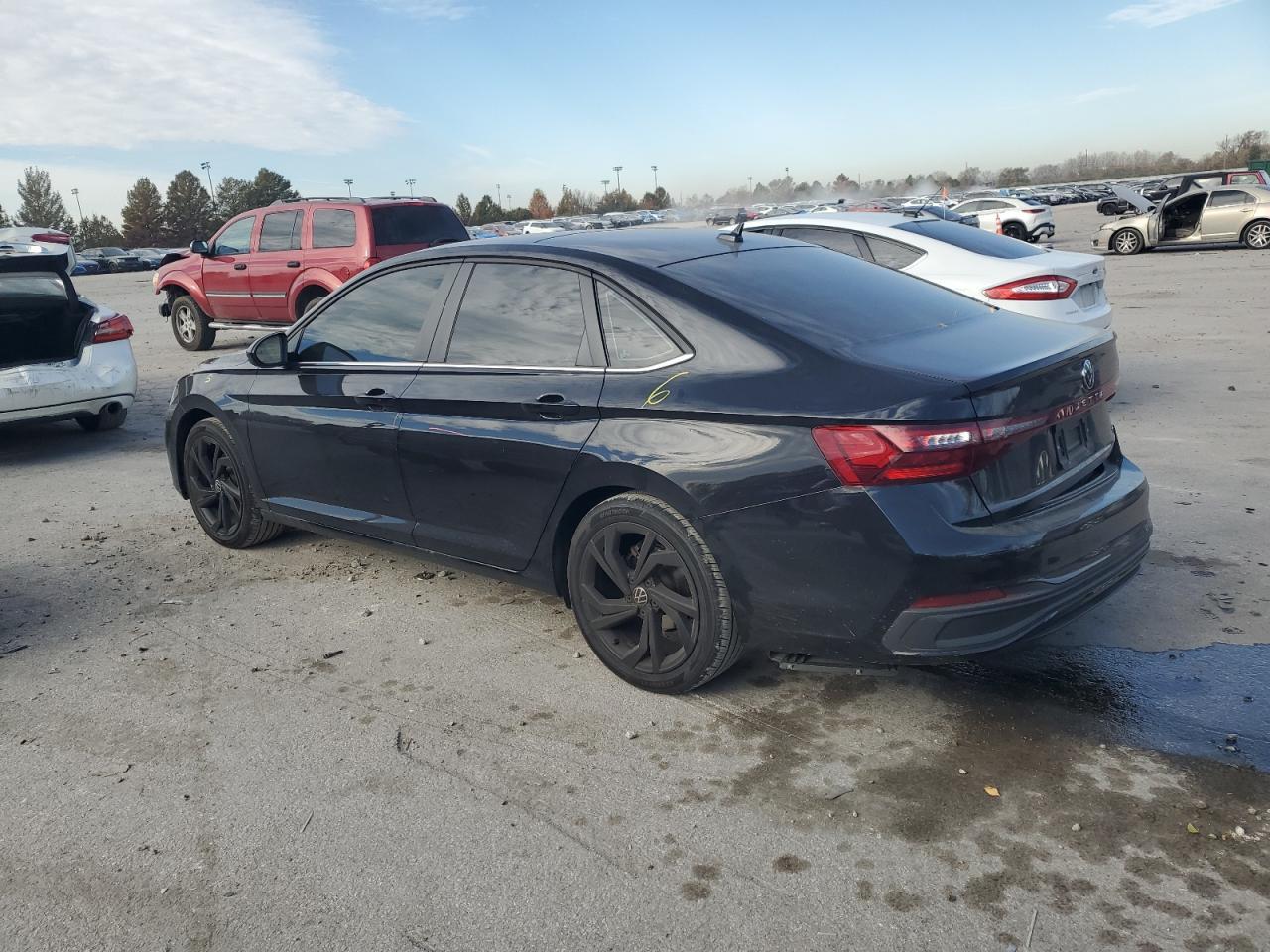 2025 Volkswagen Jetta Se - Фото 2