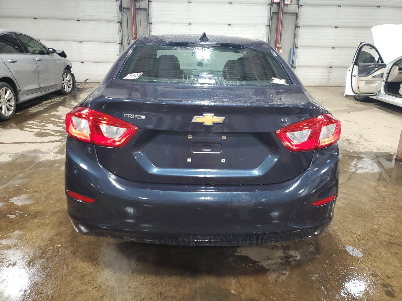 2016 Chevrolet Cruze Lt - Image 6