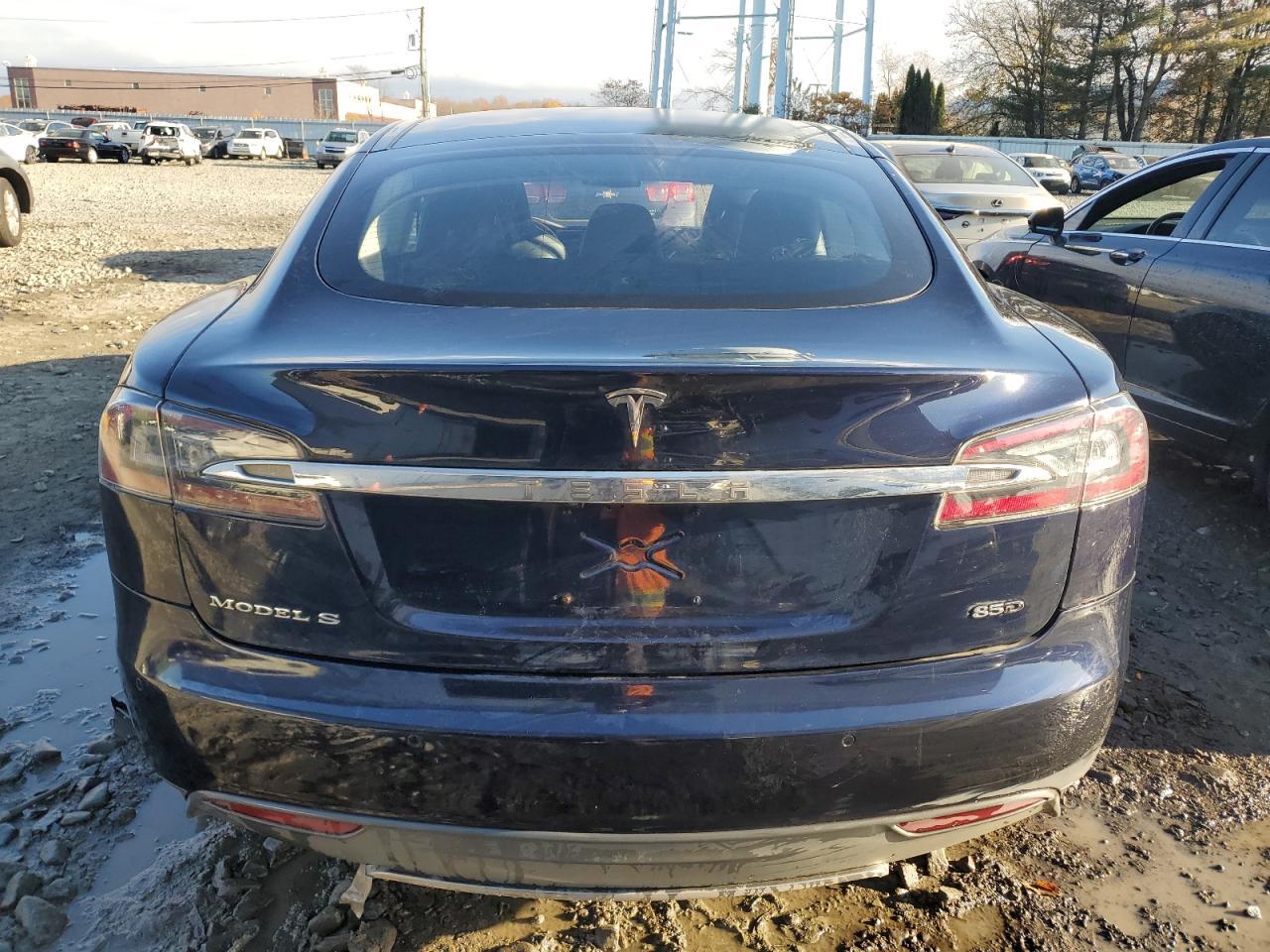 2015 Tesla Model S 85D - Фото 6