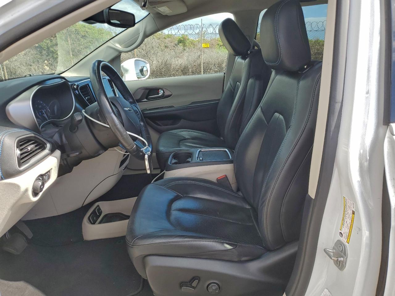 2021 Chrysler Pacifica Touring L - Фото 7