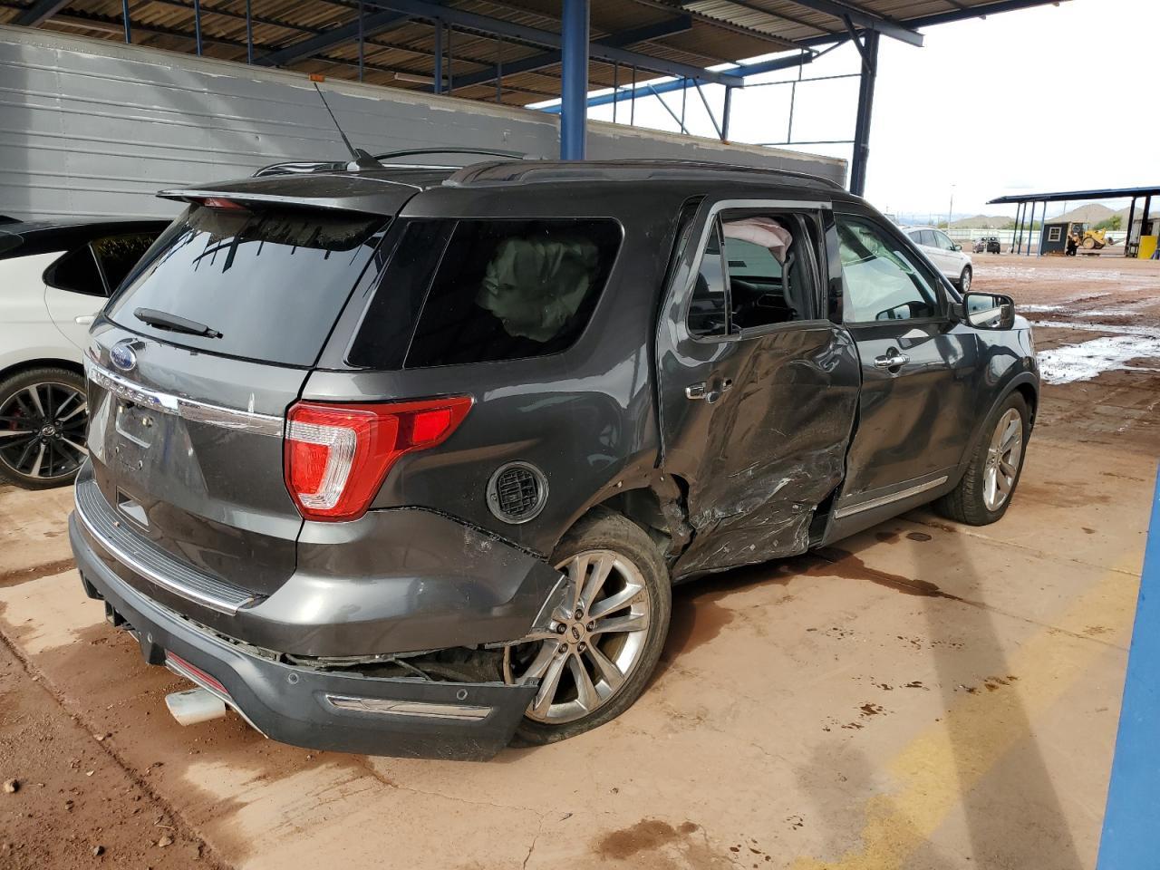 2018 Ford Explorer Limited - Image 3
