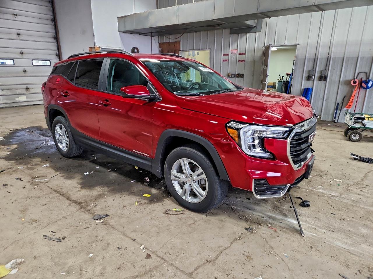 2024 GMC Terrain Sle - Image 4